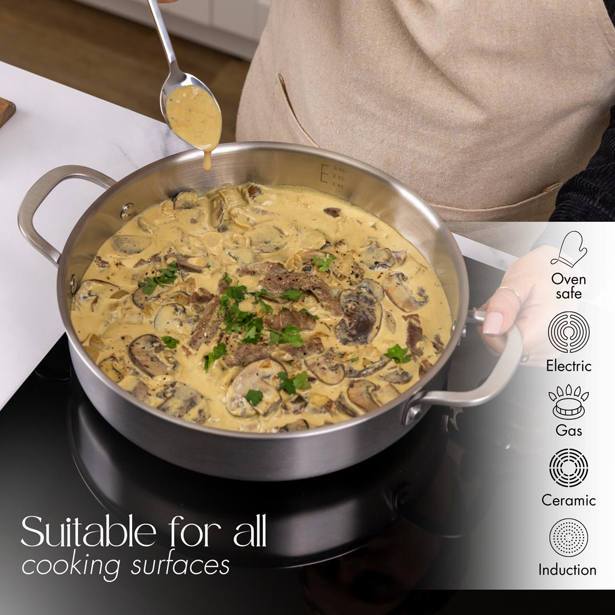 Stainless Steel Shallow Casserole Dish with Lid, Nuovva - Image 3